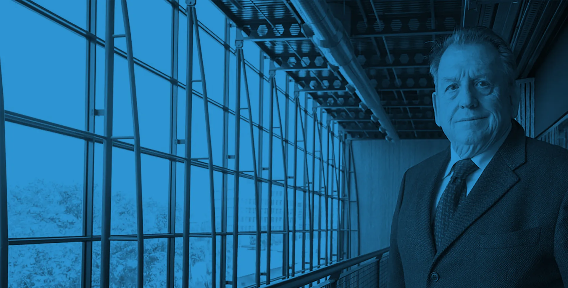 Juan de Dios Jiménez Aguilera, rector de la UTAMED