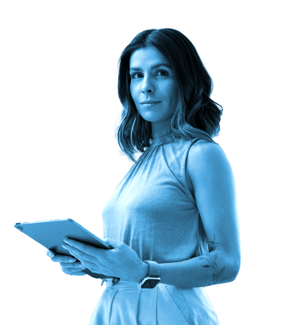 Foto de una mujer estudiante del Grado de Periodismo y Comunicación