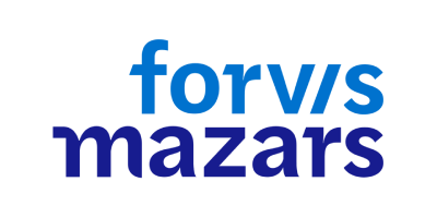 Logo de Forvis Mazars, empresa colaboradora de prácticas del Grado en Derecho